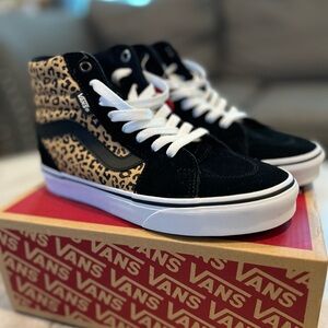 Size 6 Cheetah Print Vans **BRAND NEW, STILL IN BOX**